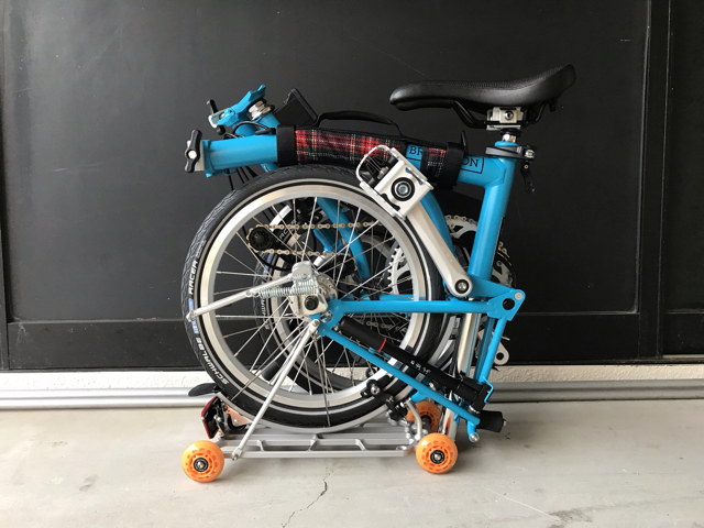 BROMPTON 便利系カスタムが人気です: サイクルハウスしぶや