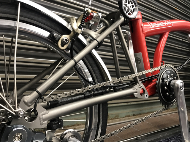 BROMPTON GoldDealer情報！】緊急入荷！チタンとカーボンが