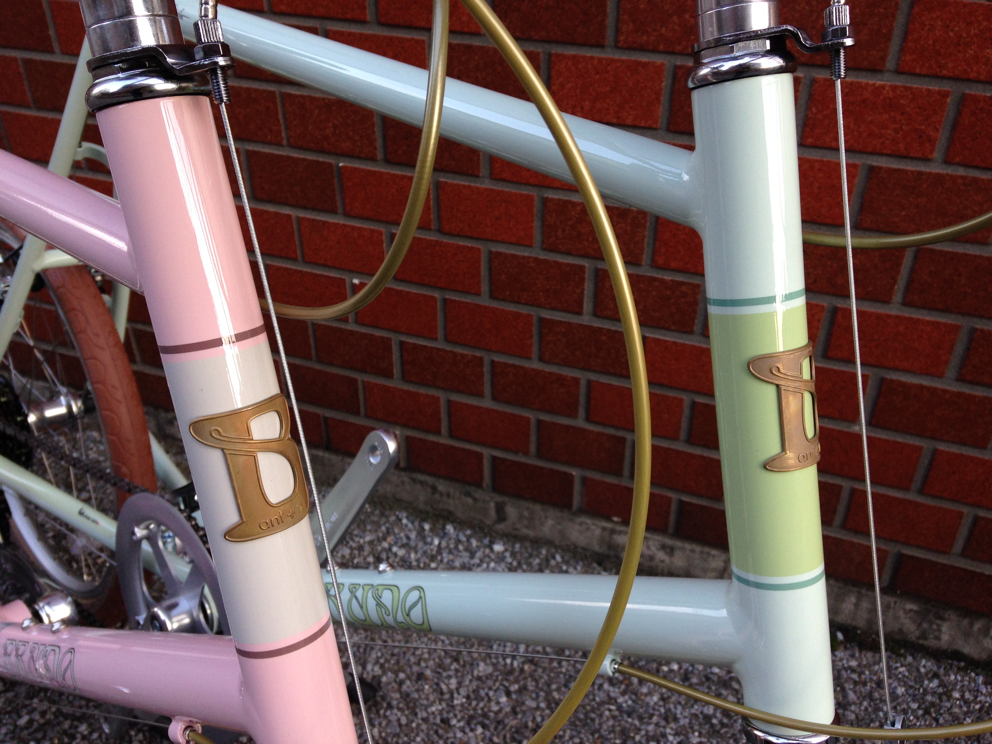 サイクルハウスしぶや スタッフブログ: BRUNO Minivelo 20 Flat 展示中